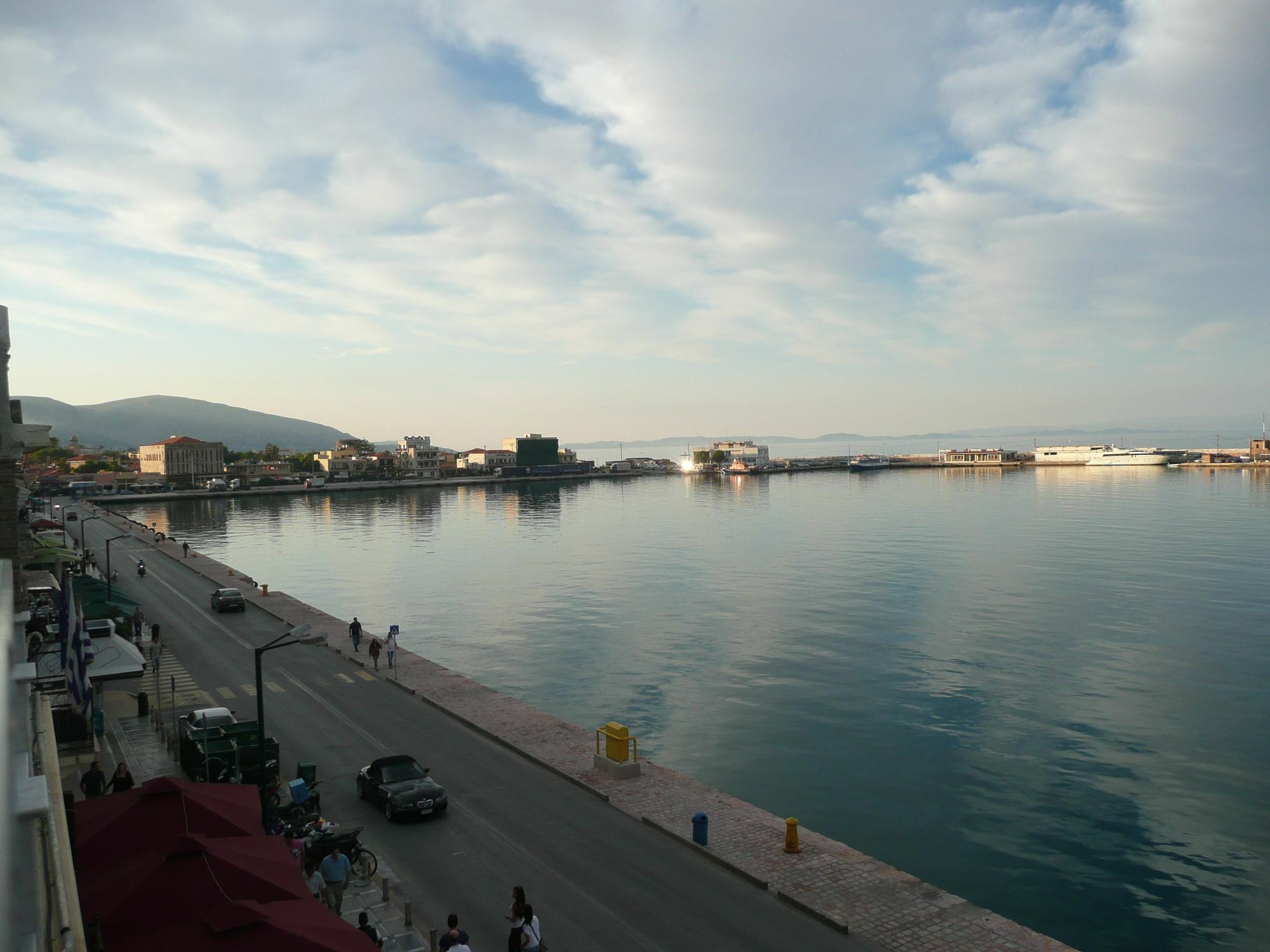 Amalia City Rooms Chios Town Zewnętrze zdjęcie